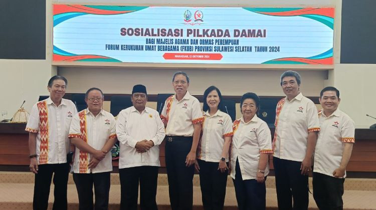 Pengurus Permabudhi Sulsel bersama Ketua FKUB Sulsel