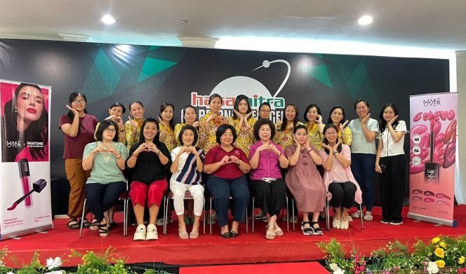 
					Perwadhi Sulsel Gelar Beauty Class: Pererat Kebersamaan dan Keterampilan Wanita Buddhis