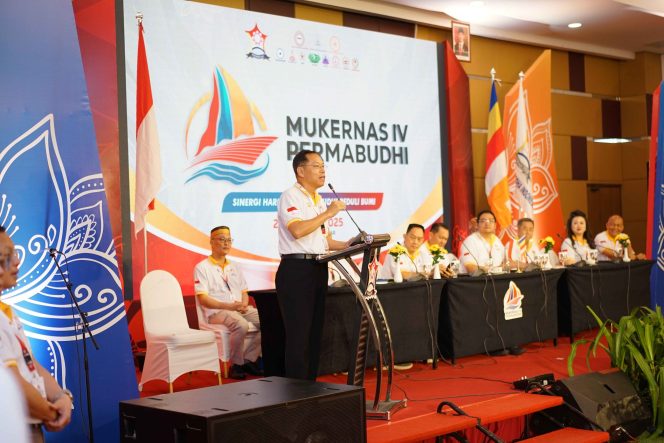 
					Ketua Permabudhi Sulsel, Dr. Ir. Yonggris., M.M