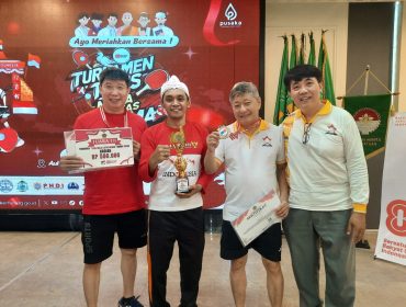 Tim Ganda Putra Permabudhi Sulsel Johny Laudi
& Vinsen Wijoyo berhasil keluar sebagai juara 3