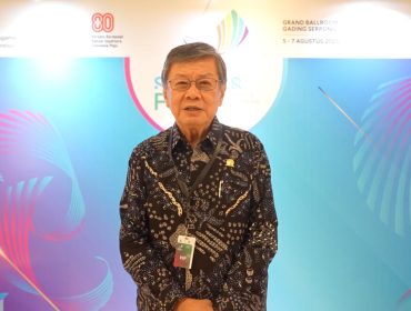 Prof. Philip K. Widjaja, Ketua Umum Permabudhi saat mengahdiri Silatnas FKUB dan Lembaga Keagamaan 2025