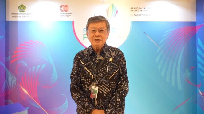 
					Prof. Philip K. Widjaja, Ketua Umum Permabudhi saat mengahdiri Silatnas FKUB dan Lembaga Keagamaan 2025