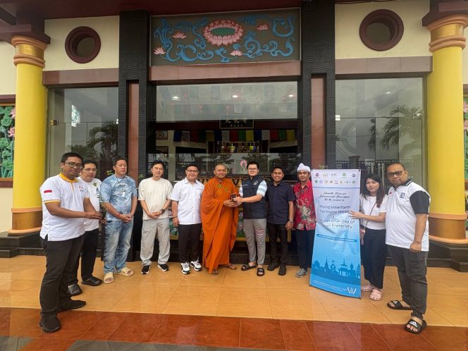 
					Gemabudhi Sulsel Dukung Pekan Kerukunan Umat Beragama Sedunia Lewat Aksi Tanam Pohon