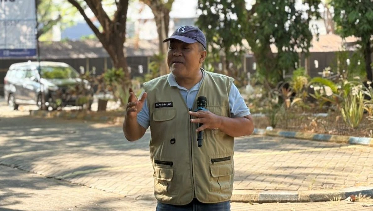Edukasi pemanfaatan Eco Enzyme kepada RT-RW se kelurahan Maccini Sombala, (13/9/26).